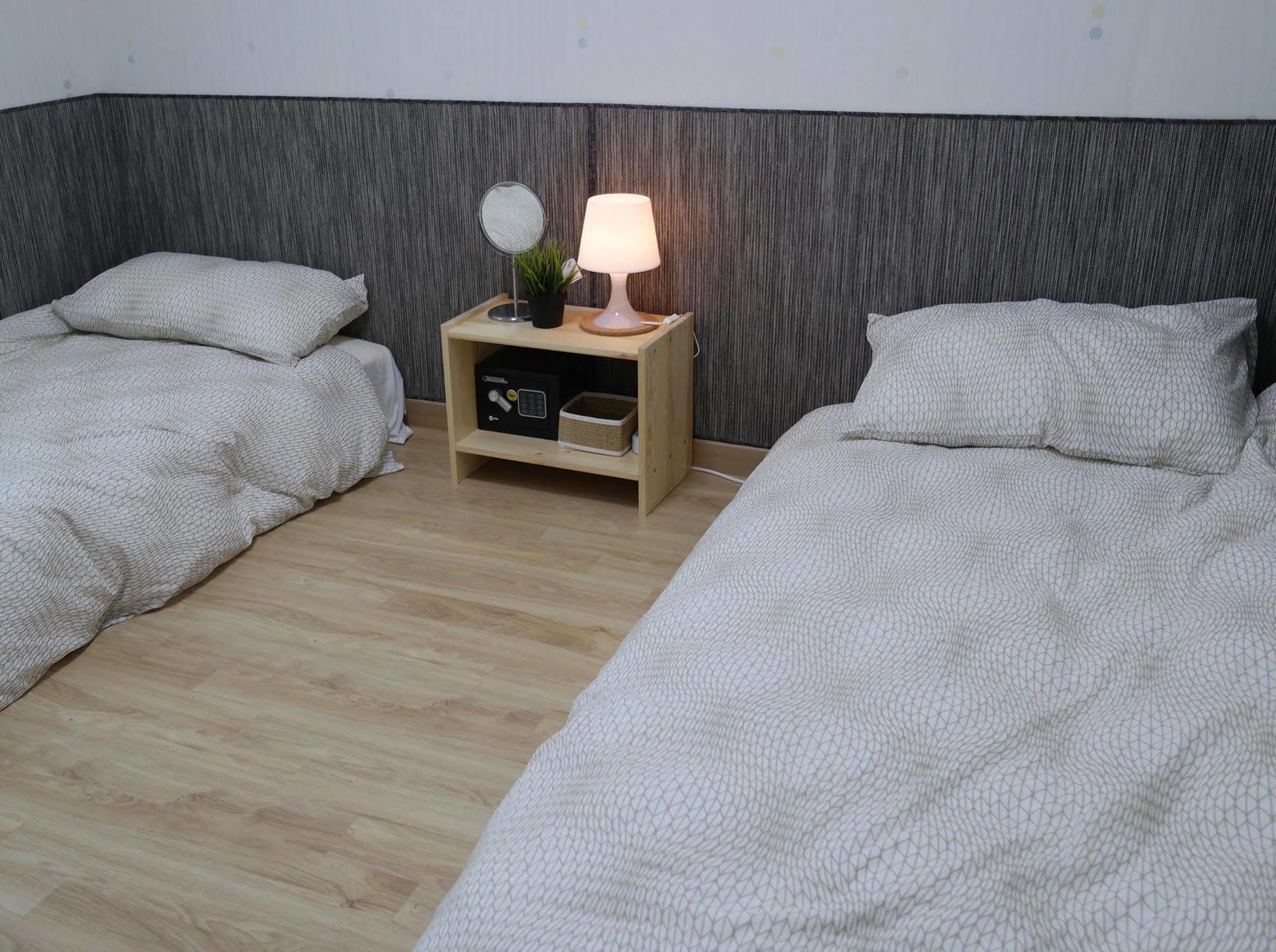 Mr. Kim Guesthouse Incheon Ngoại thất bức ảnh